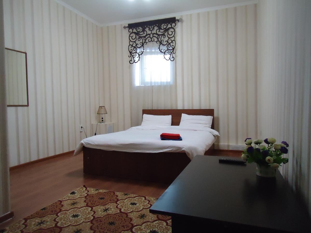 Hotel Tumar Bishkek Exterior foto